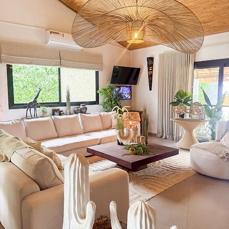 Villa Chanalu Ngaparou Екстер'єр фото